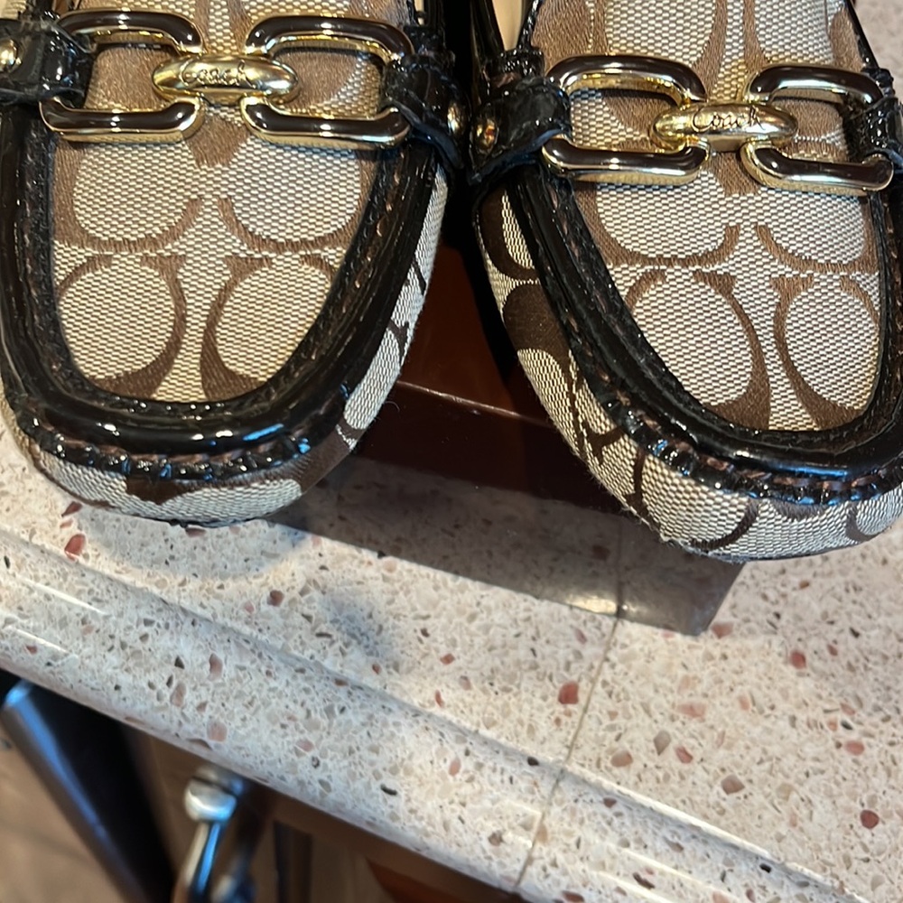 Women’s Coach “Perri” driving loafers. Size 7B - Picture 7 of 15